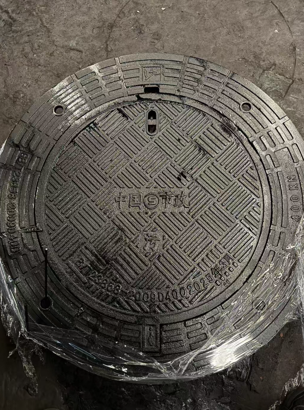 七星关球墨铸铁防沉降井盖展示